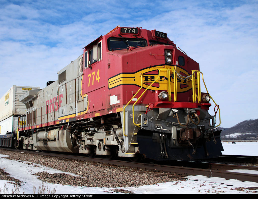 BNSF 774